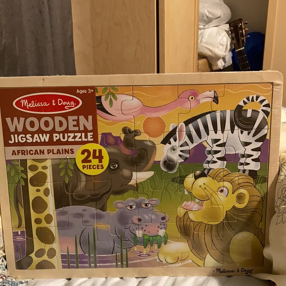 Melissa and Doug new in package wooden jigsaw puzzle